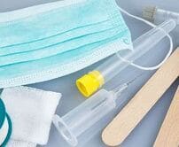 Déchets médicaux et pharmaceutiques: seringues, compresses, sang
